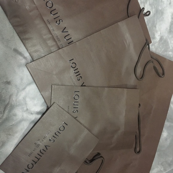 Hermes, LV , Chanel and Burberry shopping bags 🛍 - Picture 4 of 10